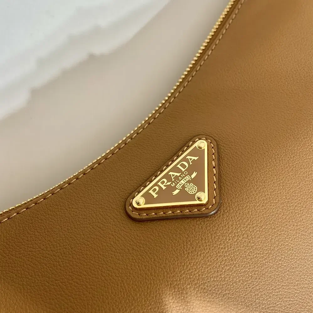 Prada Aimée Large Leather Shoulder Bag for Women in Brown Prada Aimée Large Leather Shoulder Bag for Women in Brown