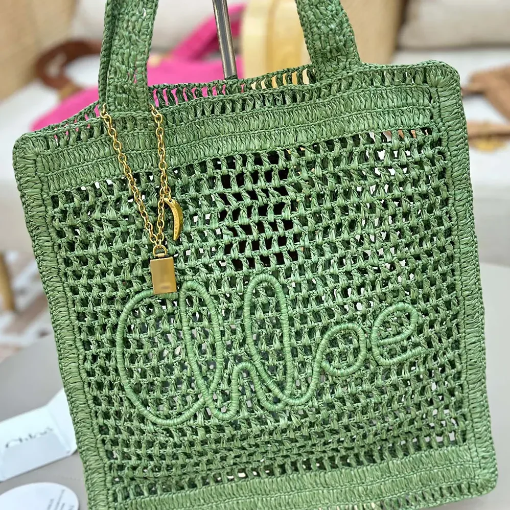 Chloe Summer Banana Tote Bag In Raffia for Women in Green Chloe Summer Banana Tote Bag In Raffia for Women in Green