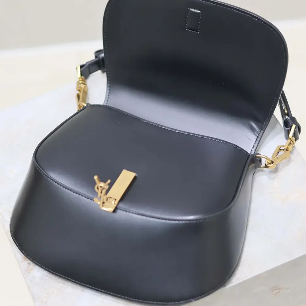 Saint Laurent YSL Voltaire Top Handle in Box Saint Laurent for Women Saint Laurent YSL Voltaire Top Handle in Box Saint Laurent for Women