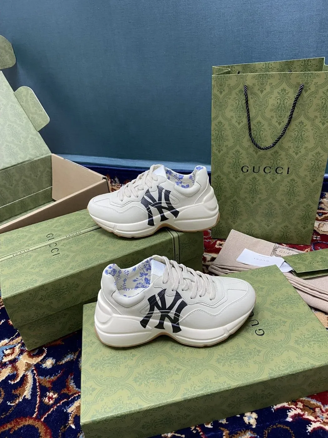 Gucci Rhyton Sneaker GG With NY Yankess White Ivory for Men