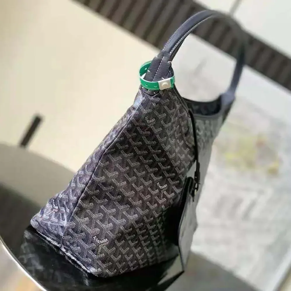 Goyard Bohème Hobo Bag for Unisex in Navy