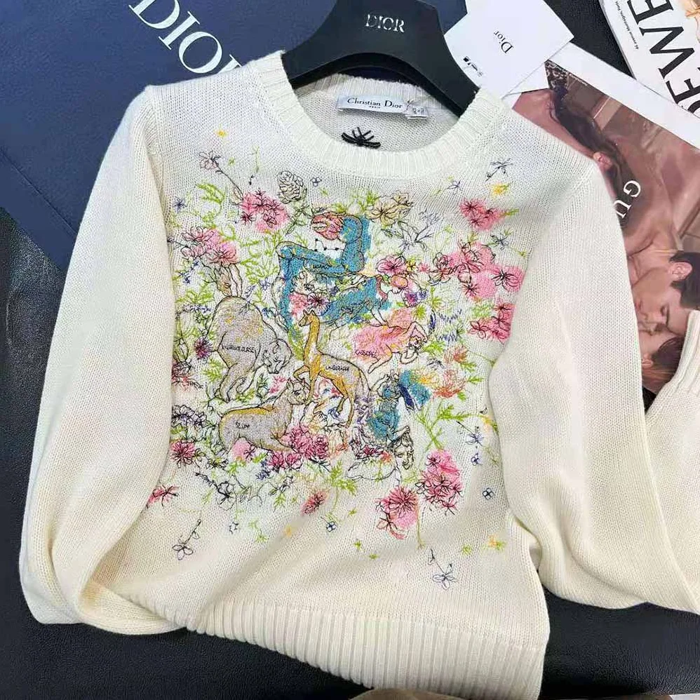 Dior Chez Moi Sweater Ecru Cashmere Intarsia Knit with Multicolor D for Women in Constellation Motif Dior Chez Moi Sweater Ecru Cashmere Intarsia Knit with Multicolor D for Women in Constellation Motif
