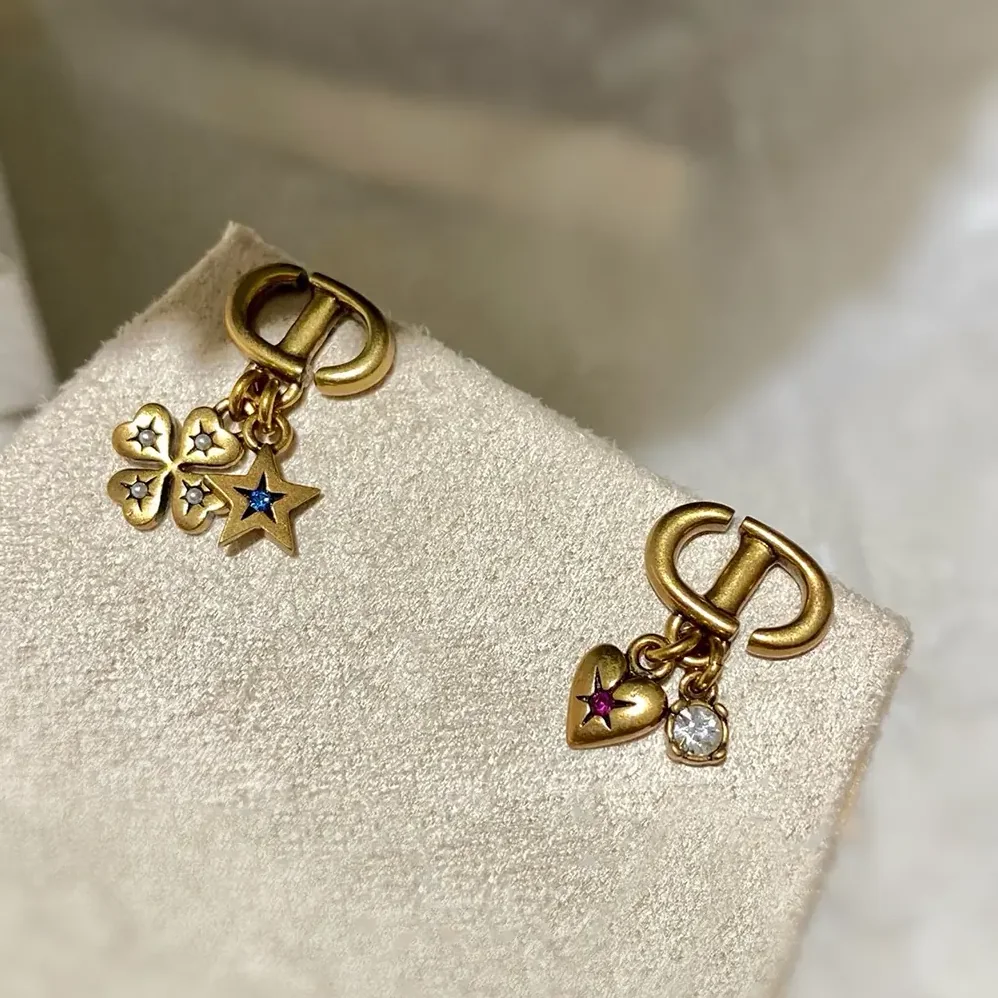 Dior Tribales Earrings Antique Gold for Women in Finish Metal Dior Tribales Earrings Antique Gold for Women in Finish Metal