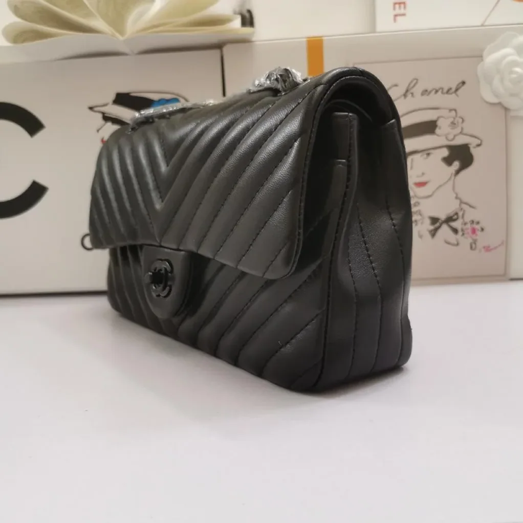 Chanel Chevron Classic Handbag Black Hardware Black Chanel Chevron Classic Handbag Black Hardware Black