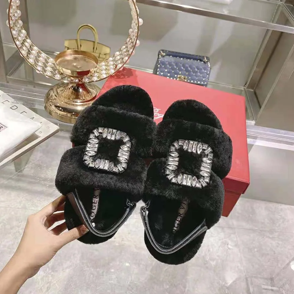 Roger Vivier Viv' Winter Fur Strass Buckle Sandals in Sheepskin for Women in Black Roger Vivier Viv' Winter Fur Strass Buckle Sandals in Sheepskin for Women in Black