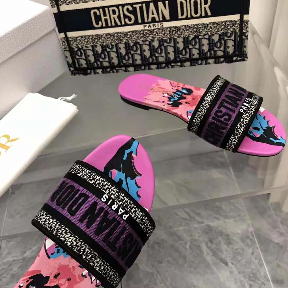 Dior Dway Slide Purple Multicolor D for Women in Flower Pop Cotton Embroidery Dior Dway Slide Purple Multicolor D for Women in Flower Pop Cotton Embroidery