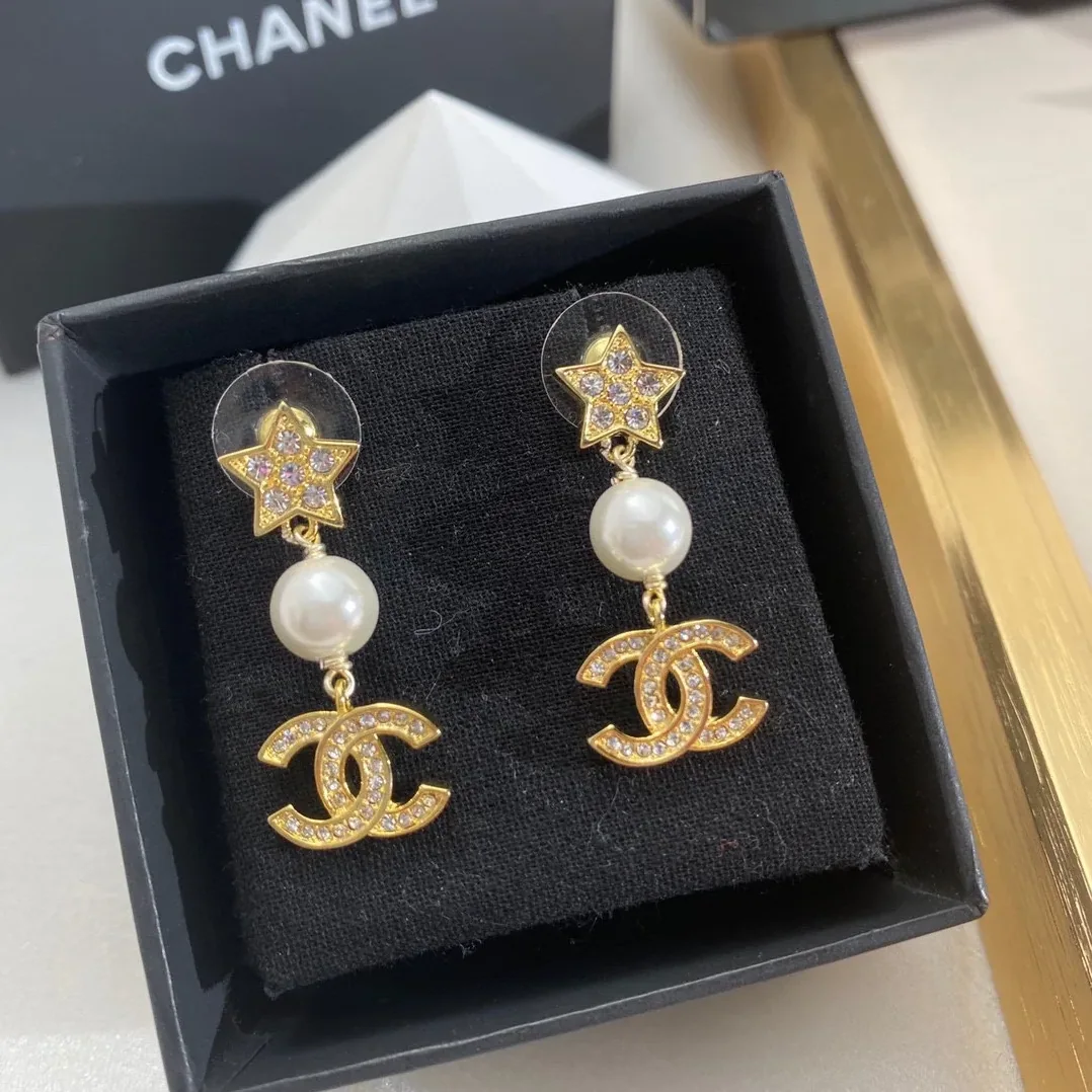 Chanel Star Earrings Gold Chanel Star Earrings Gold