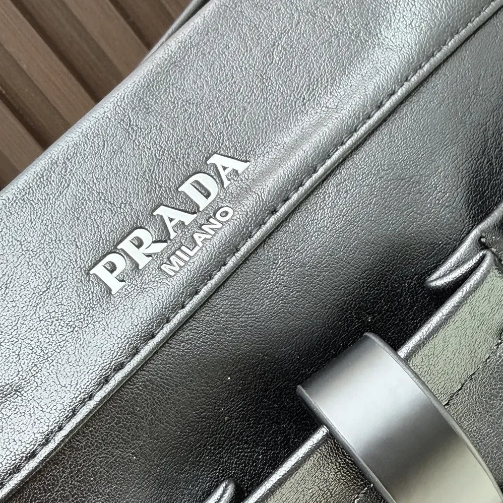 Prada Route Large Leather Tote Bag for Women in Black Prada Route Large Leather Tote Bag for Women in Black