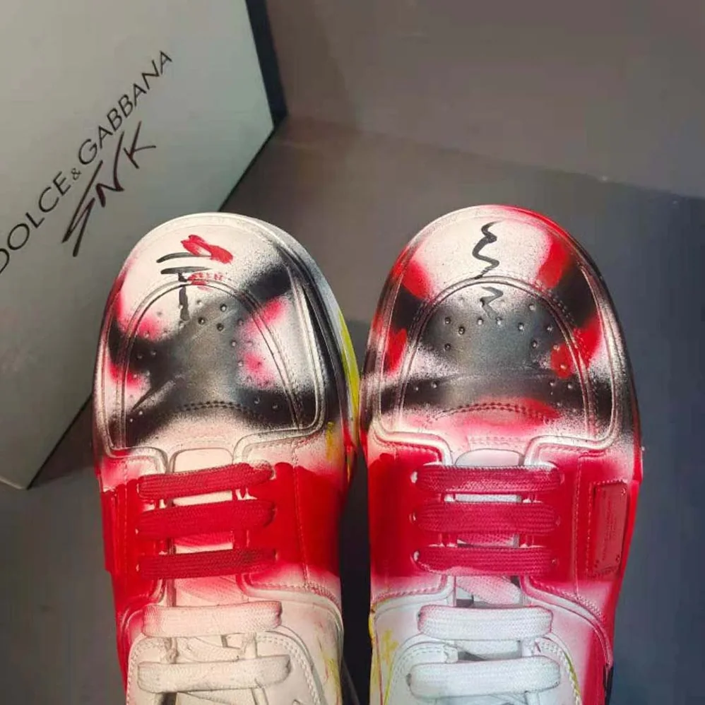 Dolce Gabbana D&G Calfskin New Roma Sneakers with Spray for Unisex in Paint Graffiti Print Dolce Gabbana D&G Calfskin New Roma Sneakers with Spray for Unisex in Paint Graffiti Print