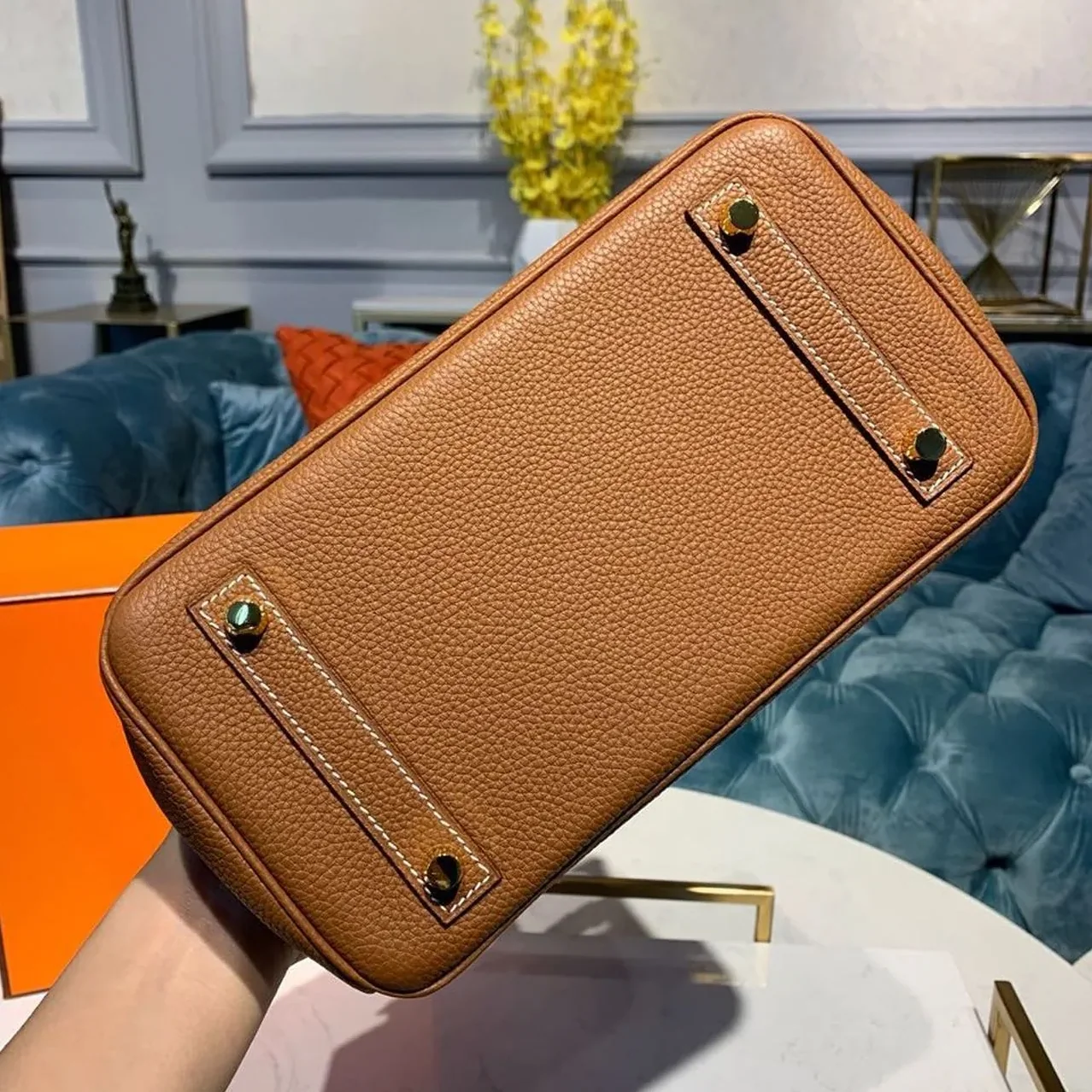 Hermes Birkin Top Handle Bag / White Semi Handstitched Gold Hardware
