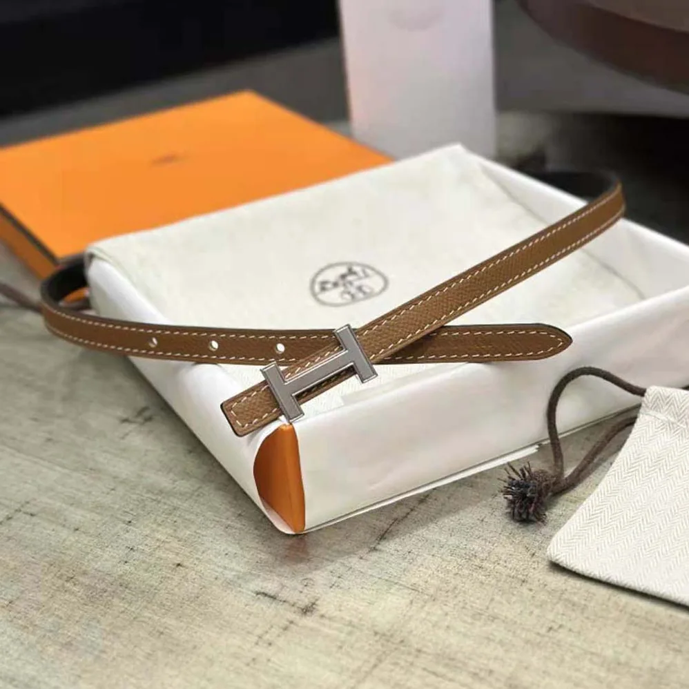Hermes Focus Belt Buckle & Reversible Leather Strap 13 mm for Women in Silver/Black