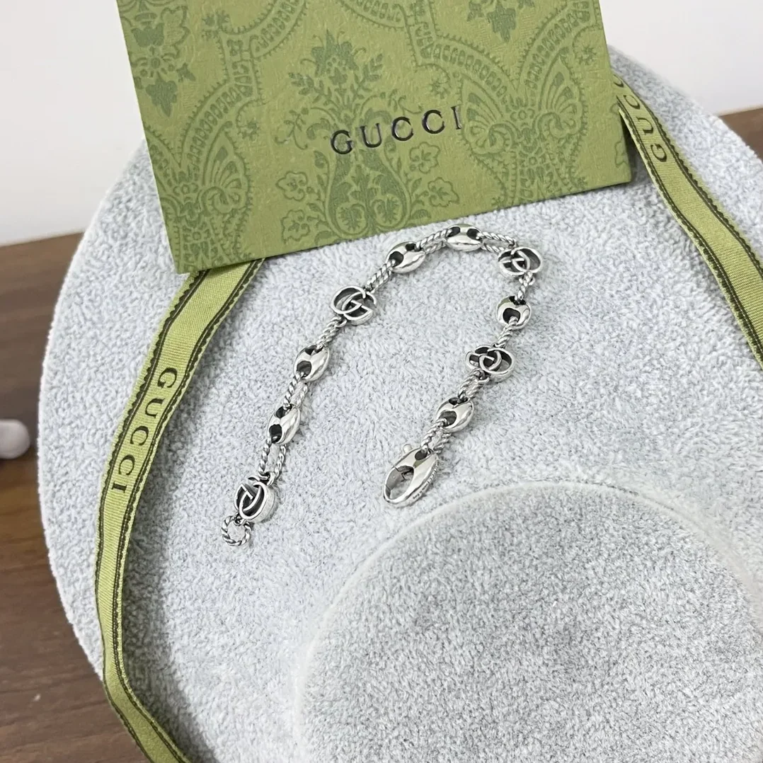 Gucci Twist Flower Bracelet Silver Gucci Twist Flower Bracelet Silver