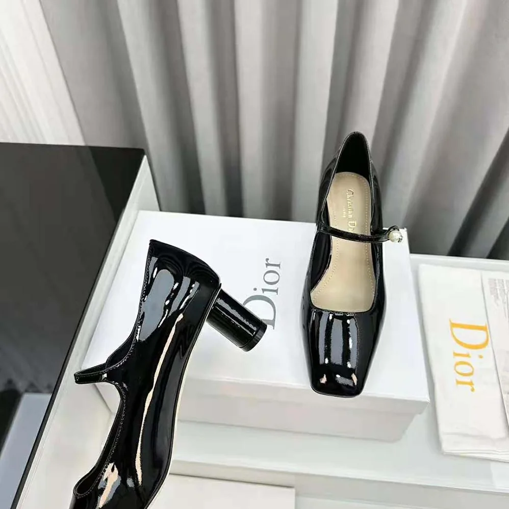 Dior Jolie Dior Pump Black Patent Calfskin for Women Dior Jolie Dior Pump Black Patent Calfskin for Women