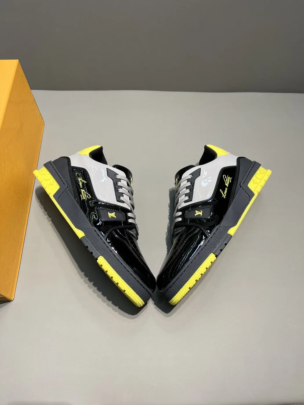Louis Vuitton Trainer Sneaker Patent Canvas Black Virgil Abloh LV 1A9JTV