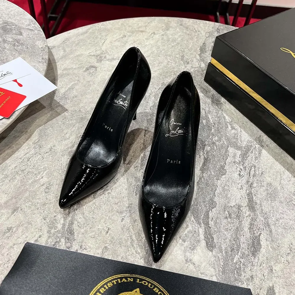 Christian Louboutin Kate 100 mm Pumps Star Textured Laminated Calf Leather for Women in Black Christian Louboutin Kate 100 mm Pumps Star Textured Laminated Calf Leather for Women in Black