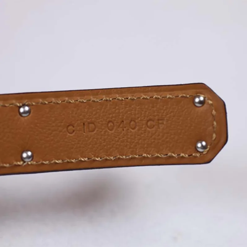 Hermes Kelly Belt in Leather for Women in Silver