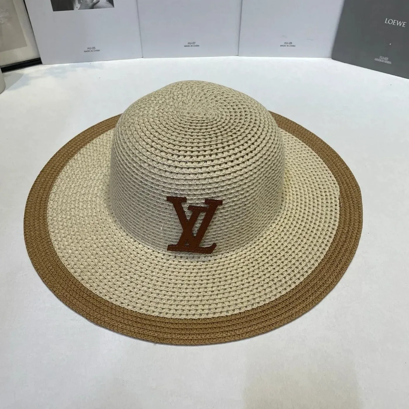 Louis Vuitton Logo Sun Hat Beige Straw Louis Vuitton Logo Sun Hat Beige Straw