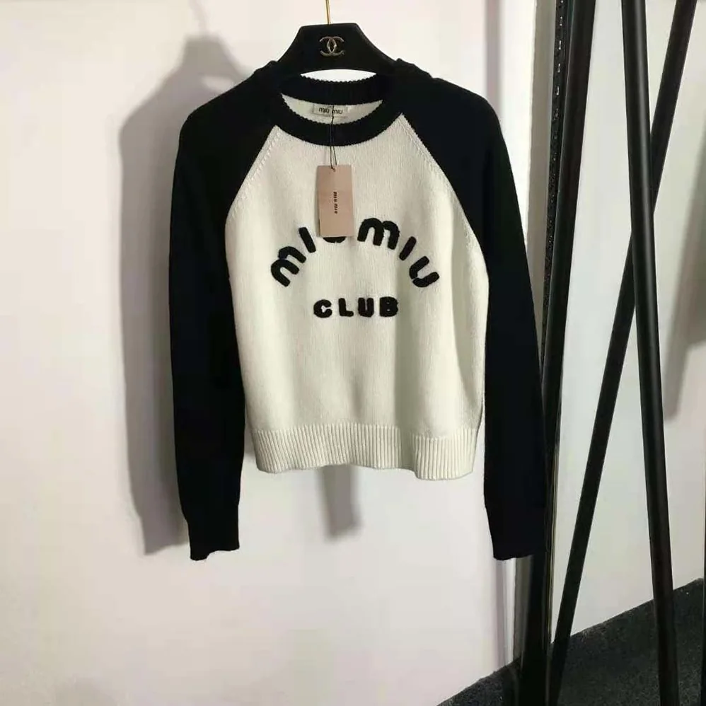 Miu Miu Cashmere Crew for Women in neck Sweater Miu Miu Cashmere Crew for Women in neck Sweater