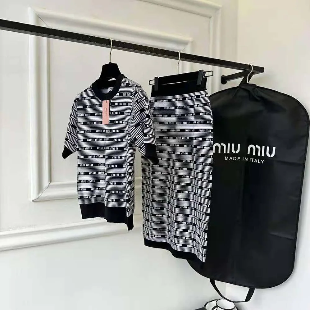 Miu Miu Viscose Skirt with Jacquard Logo for Women Miu Miu Viscose Skirt with Jacquard Logo for Women