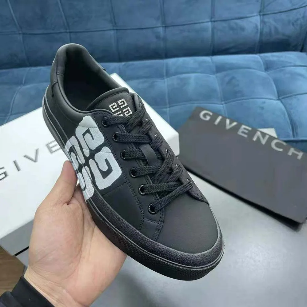 Givenchy Sneakers City Sport in 4g Print Leather for Men in Black