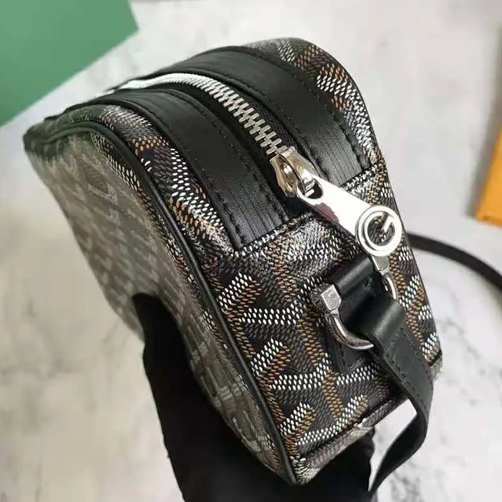 Goyard Cap-vert Pm Bag for Unisex in Black Goyard Cap-vert Pm Bag for Unisex in Black