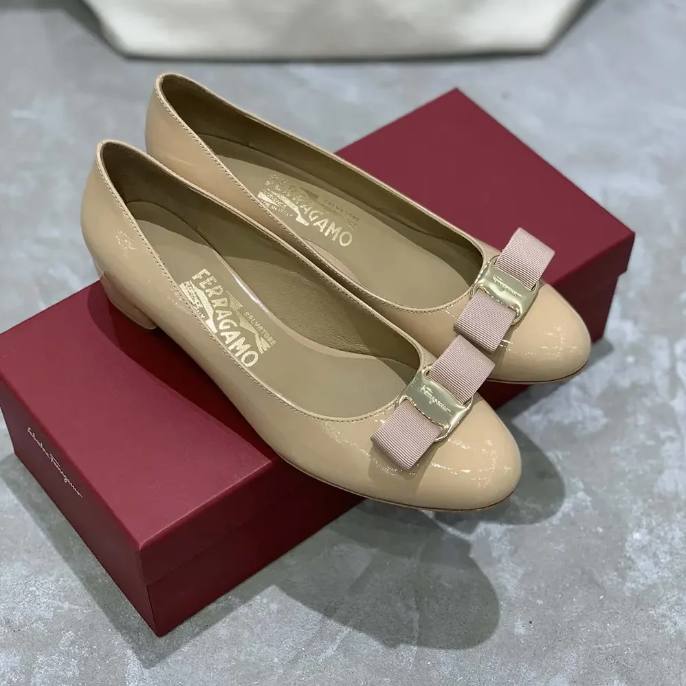 Salvatore Ferragamo Vara Pump 3cm Heel for Women in Sandy Salvatore Ferragamo Vara Pump 3cm Heel for Women in Sandy