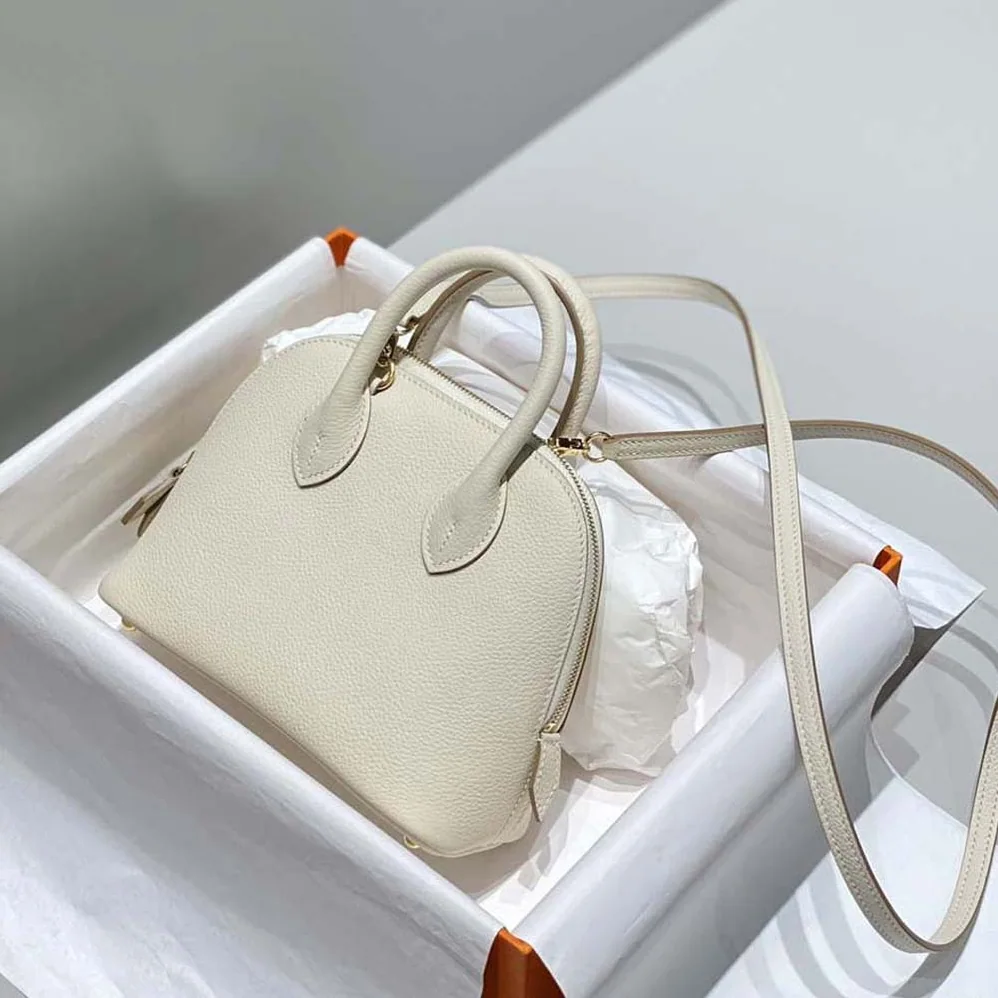 Hermes Bolide 1923 Bag in Epsom Calfskin for Unisex in Beige Hermes Bolide 1923 Bag in Epsom Calfskin for Unisex in Beige