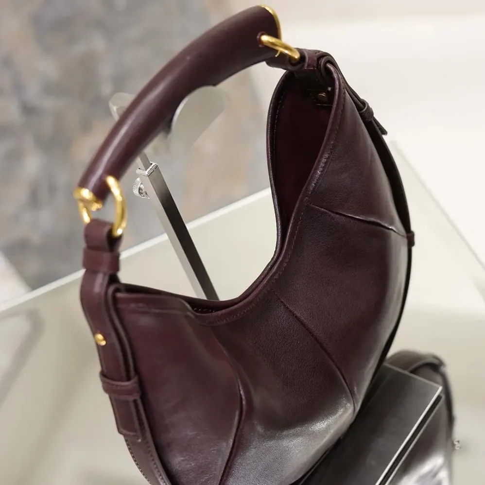 Saint Laurent YSL Mombasa Small In Leather for Women in Rouge Cabernet Saint Laurent YSL Mombasa Small In Leather for Women in Rouge Cabernet