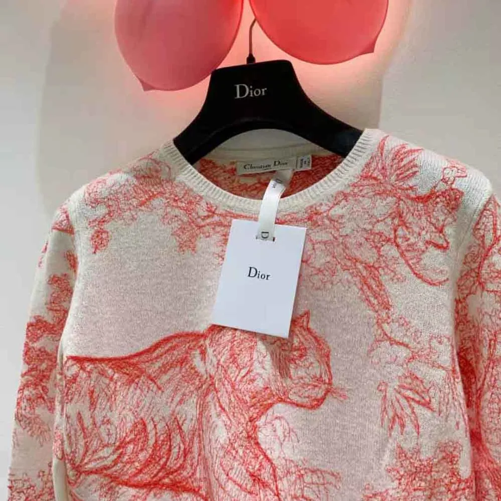 Dior Chez Moi Embroidered Sweater Peony Pink Technical Cashmere Knit for Women Dior Chez Moi Embroidered Sweater Peony Pink Technical Cashmere Knit for Women