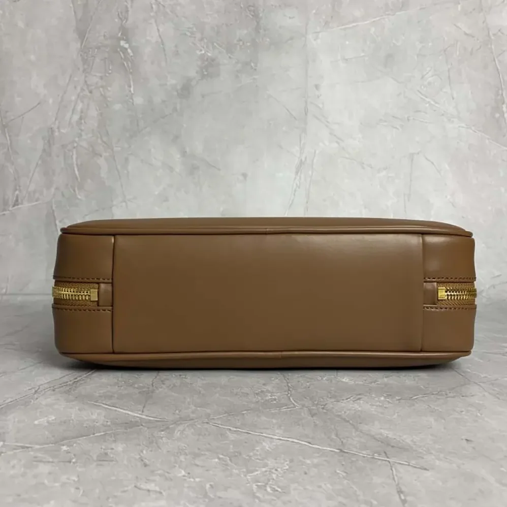 Miu Miu Beau Leather Top-handle Bag for Women in Brown