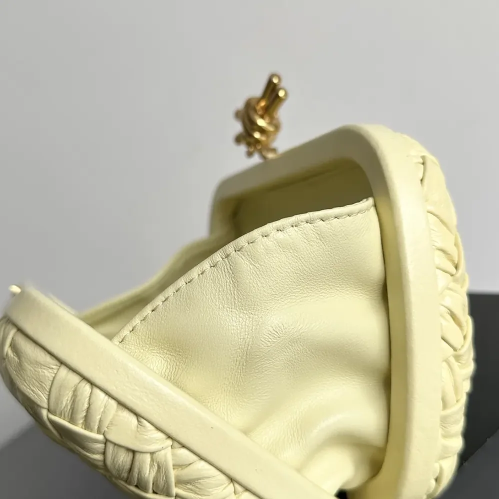 Bottega Veneta Knot Minaudière Clutch in Calfskin Leather for Women in Yellow Bottega Veneta Knot Minaudière Clutch in Calfskin Leather for Women in Yellow