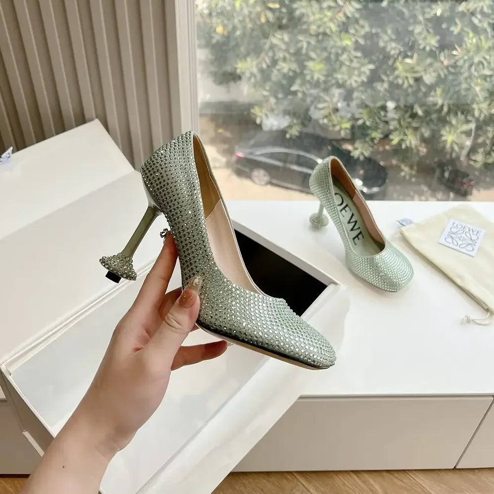 Loewe Toy Pump in Suede and Allover Rhinestones for Women in Lime Loewe Toy Pump in Suede and Allover Rhinestones for Women in Lime