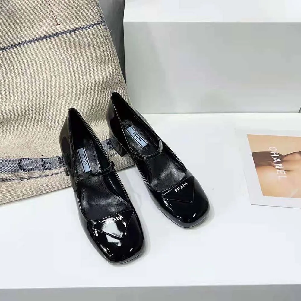 Prada Patent Leather Pumps in 45mm Heel Height for Women in Black