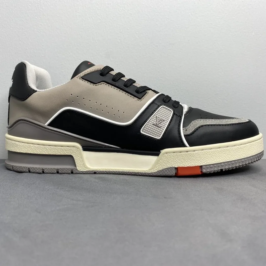 Louis Vuitton Trainer Sneaker Mix Of Materials Black