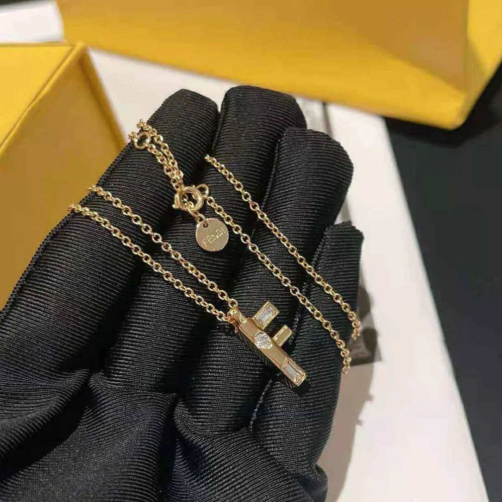 Fendi Fendi First Necklace Gold for Women in Colored Fendi Fendi First Necklace Gold for Women in Colored