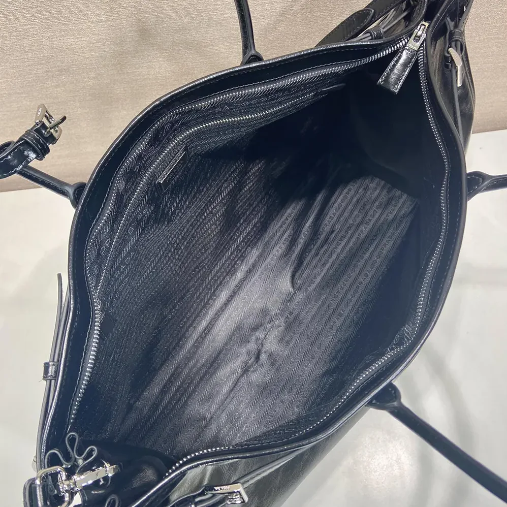Prada Bonnie Leather Tote Bag for Unisex