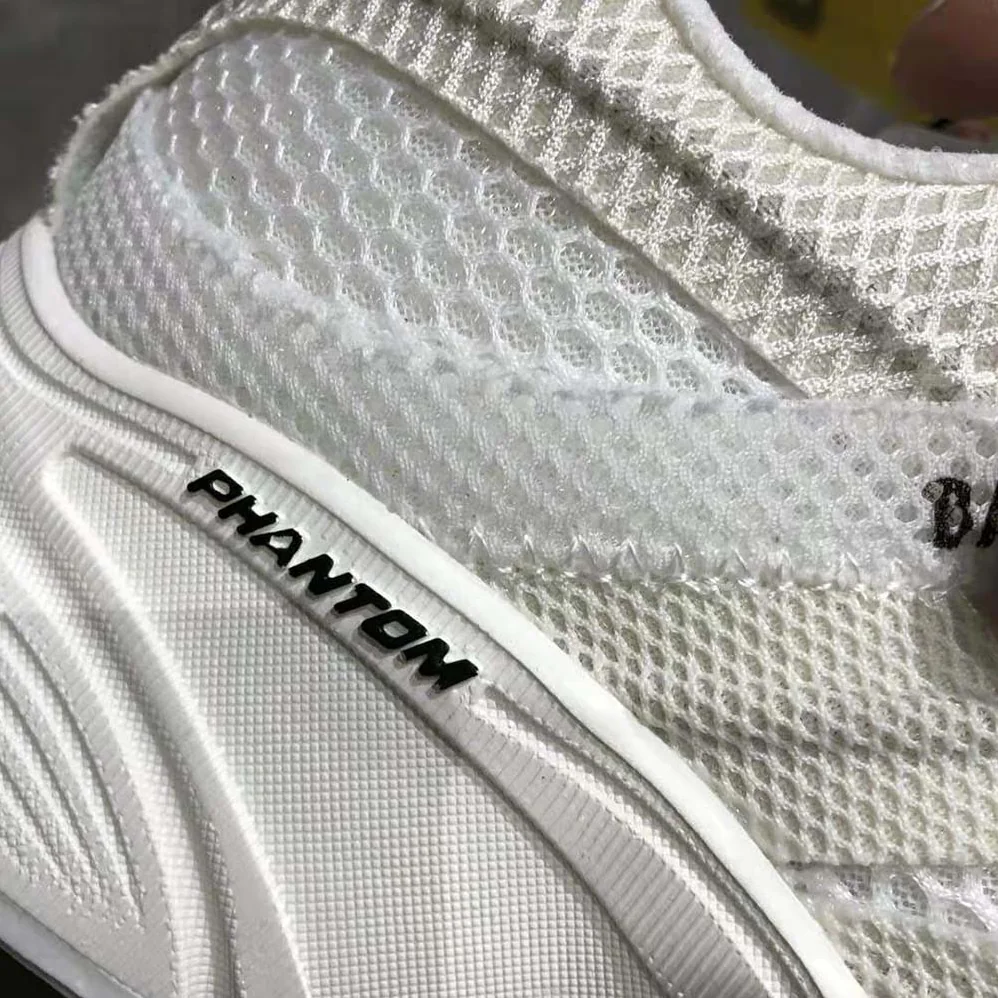 Balenciaga Phantom Sneaker in White Monocolor Fabric and Mesh for Unisex Balenciaga Phantom Sneaker in White Monocolor Fabric and Mesh for Unisex