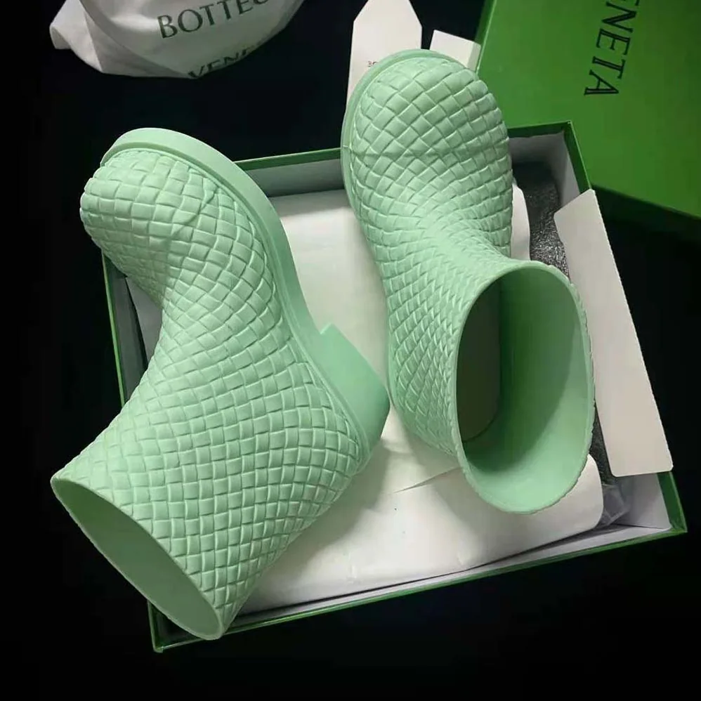 Bottega Veneta Fireman Ankle Boot for Unisex in Green