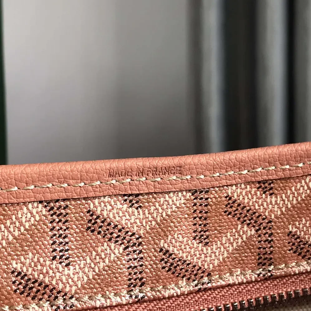 Goyard Bohème Hobo bag for Unisex in Pearly Coral Goyard Bohème Hobo bag for Unisex in Pearly Coral