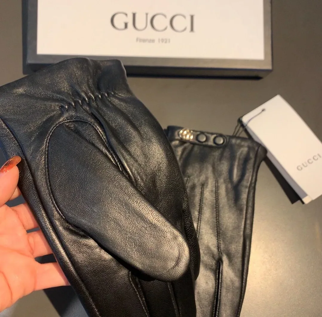Gucci Gloves With Double G Motif In Black