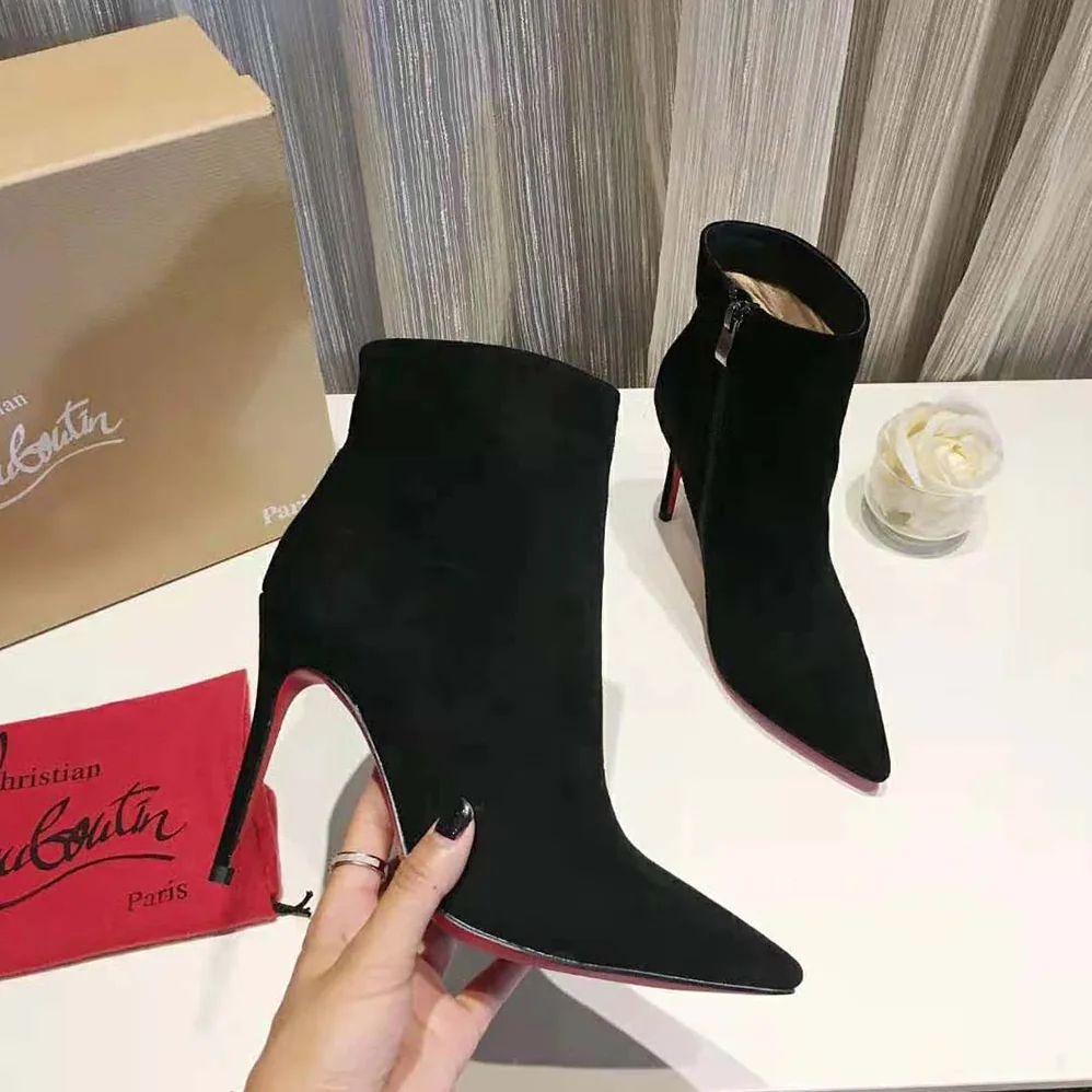 Christian Louboutin Eloise Booty 100 mm Heel for Women in Black Christian Louboutin Eloise Booty 100 mm Heel for Women in Black