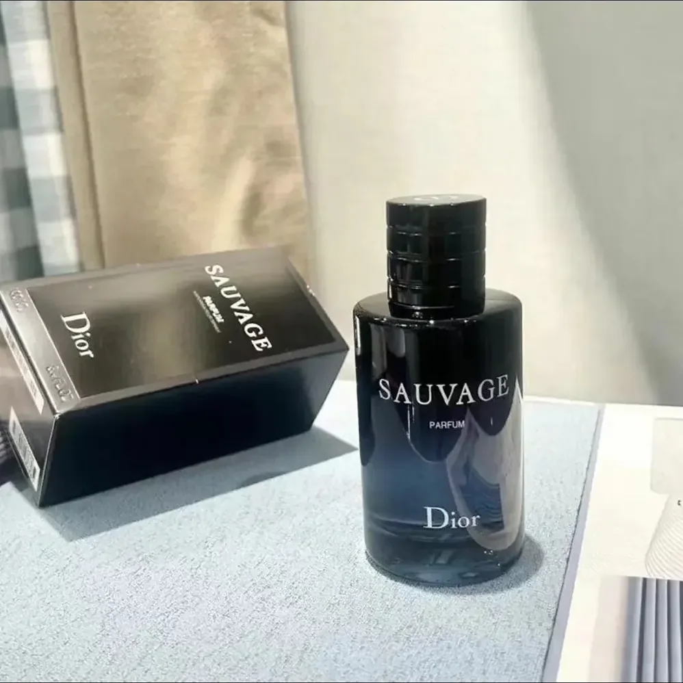 Dior Sauvage Parfum Parfum – Citrus and Woody Notes for Men in Refillable