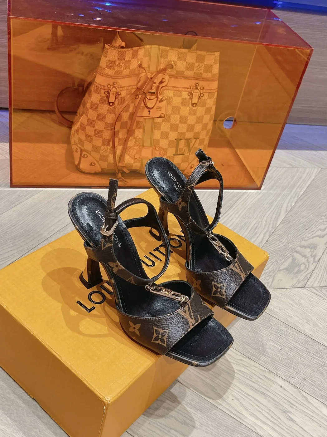 Louis Vuitton Sparkle Sandal Black / 3.7 in inch