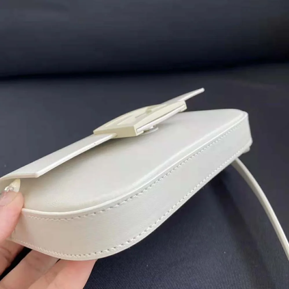 Fendi Baguette Phone Pouch White Patent Leather Pouch for Women Fendi Baguette Phone Pouch White Patent Leather Pouch for Women