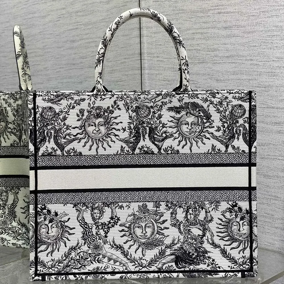 Dior Large Dior Book Tote White and Black Toile de Jouy Soleil Embroidery for Women Dior Large Dior Book Tote White and Black Toile de Jouy Soleil Embroidery for Women