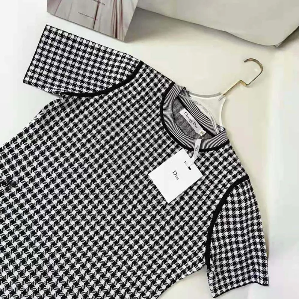 Dior Short-sleeved Sweater Gray and Black Check'n'Dior Cashmere and Silk Blend Knit for Women Dior Short-sleeved Sweater Gray and Black Check'n'Dior Cashmere and Silk Blend Knit for Women