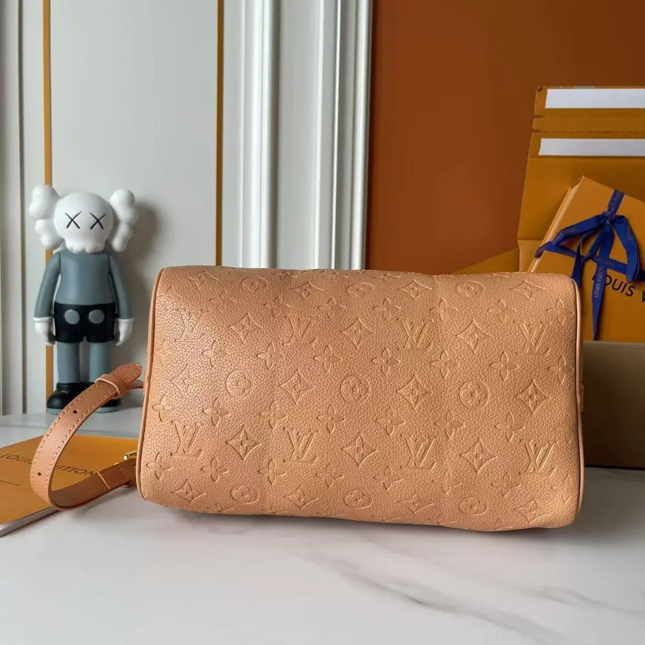 Louis Vuitton Speedy Soft 30 Top Handle Bag / Arizona Beige Monogram Empreinte Gold Hardware