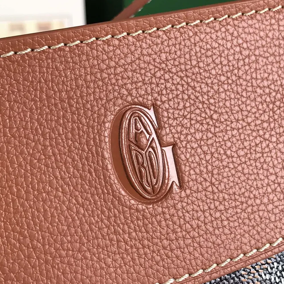 Goyard Hirondelle Bag for Unisex in Tan Goyard Hirondelle Bag for Unisex in Tan