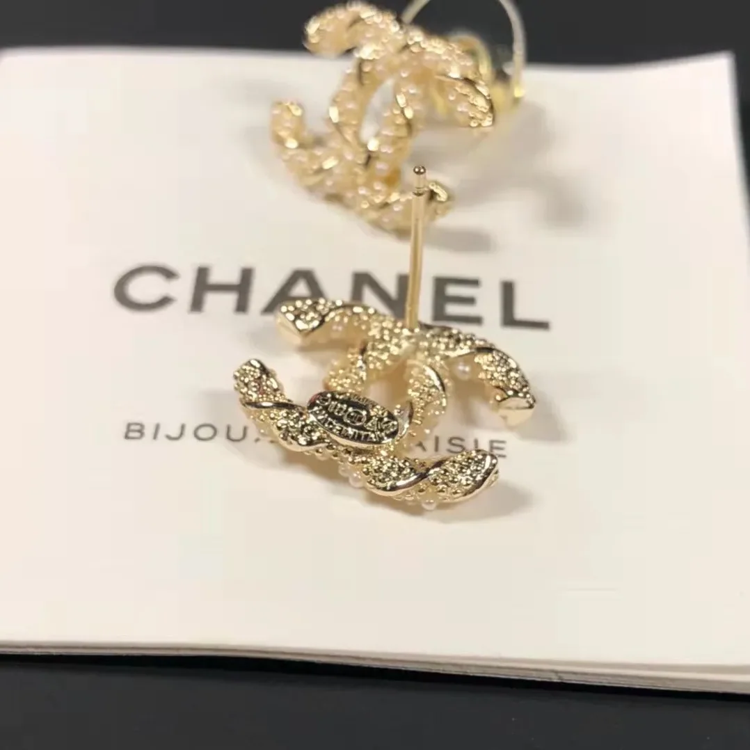 Chanel Earring Gold Hardware Chanel Earring Gold Hardware