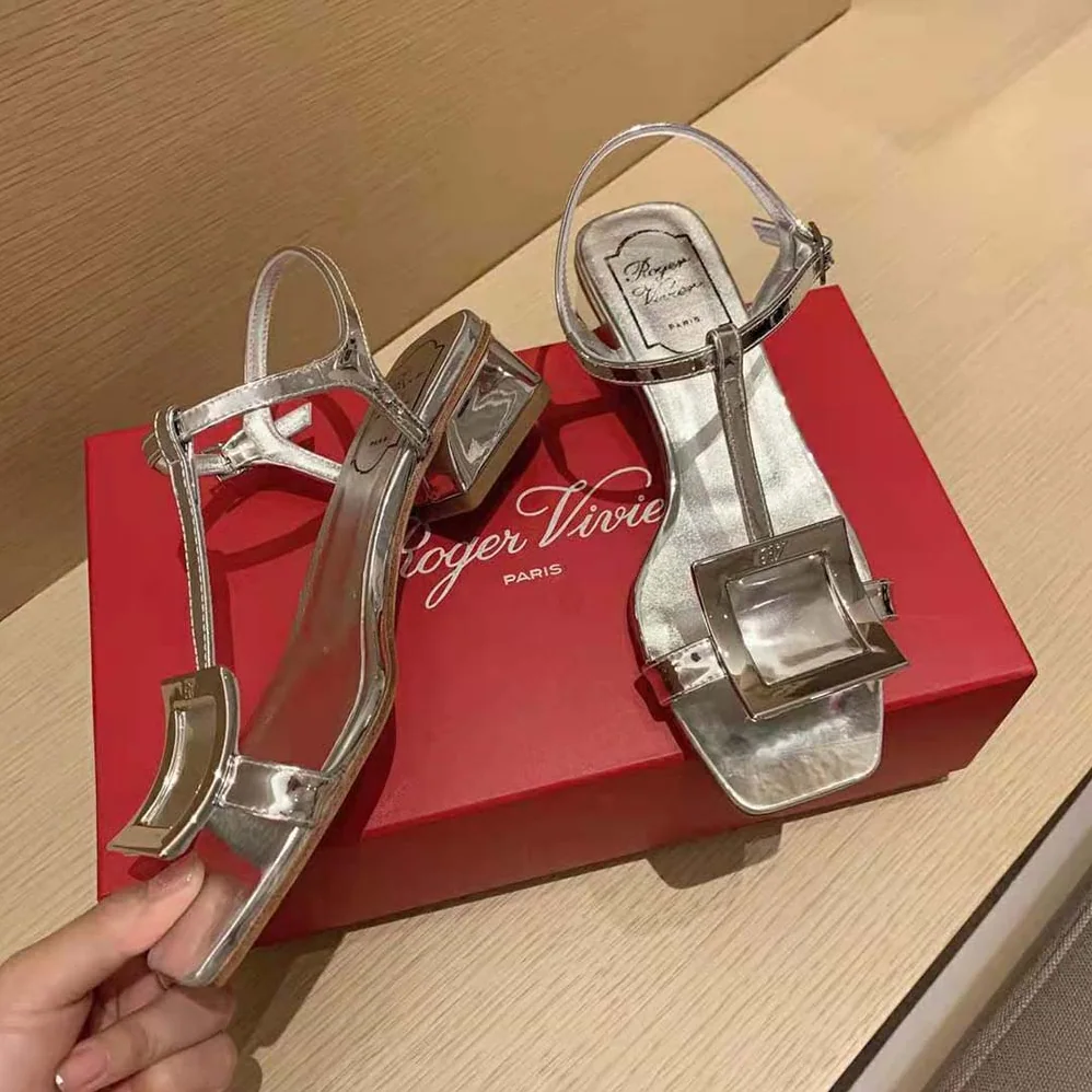 Roger Vivier Bikiviv' Metal Buckle Sandals in Leather for Women in Silver Roger Vivier Bikiviv' Metal Buckle Sandals in Leather for Women in Silver